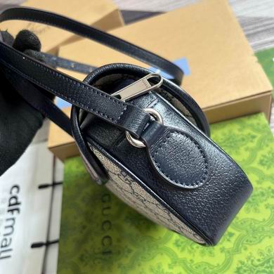 772239 19X13X5cm MP 2色  (3)